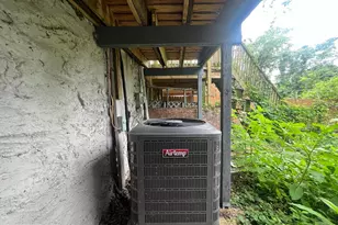 1642 N Ashburton St, Baltimore, MD 21216 - Photo 11