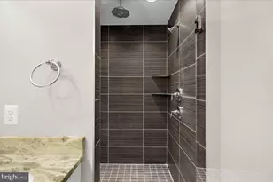 932 S Clinton Street S, Baltimore, MD 21224 - Photo 25