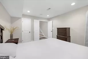 932 S Clinton Street S, Baltimore, MD 21224 - Photo 27