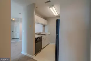 100 Harborview Dr, Baltimore, MD 21230 - Photo 17