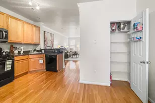 12 S Exeter St, Baltimore, MD 21202 - Photo 11