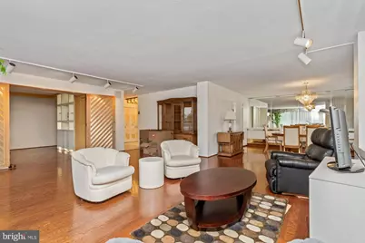 6210 Park Heights Avenue #400, Baltimore, MD 21215 - Photo 21