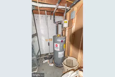 1403 N Decker Avenue, Baltimore, MD 21213 - Photo 21