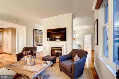 801 Key Highway #122, Baltimore, MD 21230 - Photo 5