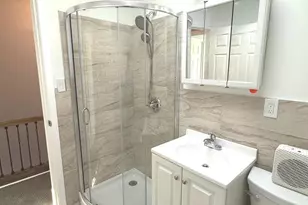 1008 Bonaparte Ave, Baltimore, MD 21218 - Photo 21