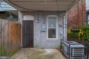 1412 E Lafayette Ave, Baltimore, MD 21213 - Photo 37