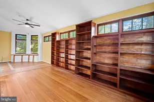 5615 Greenspring Ave, Baltimore, MD 21209 - Photo 15