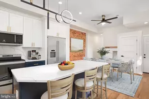 118 E 24th St, Baltimore, MD 21218 - Photo 3