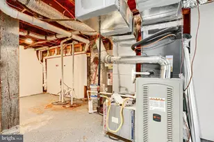 1029 N Bentalou St, Baltimore, MD 21216 - Photo 45