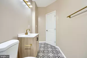 1029 N Bentalou St, Baltimore, MD 21216 - Photo 35