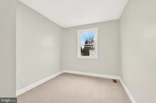 3940 Penhurst Ave, Baltimore, MD 21215 - Photo 17