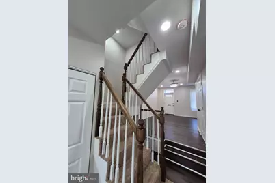 2015 E Fairmount Avenue, Baltimore, MD 21231 - Photo 7