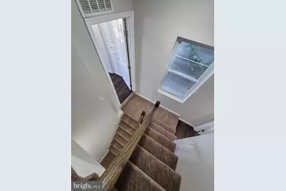 2015 E Fairmount Avenue, Baltimore, MD 21231 - Photo 25