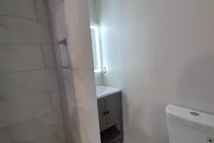 2015 E Fairmount Ave, Baltimore, MD 21231 - Photo 9