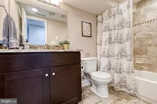 211 S Clinton St, Baltimore, MD 21224 - Photo 23