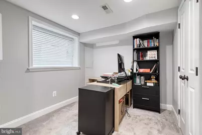 211 S Clinton Street, Baltimore, MD 21224 - Photo 21