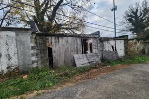 Garages Behind 3604 Howard Park Ave, Baltimore, MD 21207 - Photo 3