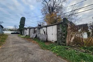 Garages Behind 3604 Howard Park Ave, Baltimore, MD 21207 - Photo 5