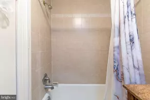 5009 Roland Ave, Baltimore, MD 21210 - Photo 7