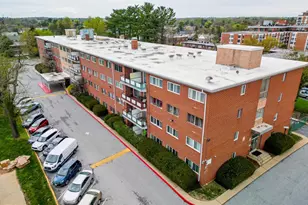 3737 Clarks Ln, Baltimore, MD 21215 - Photo 5