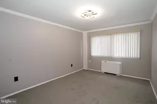3737 Clarks Ln, Baltimore, MD 21215 - Photo 21