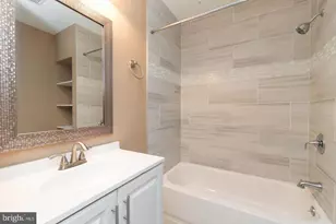 18 W Franklin St, Baltimore, MD 21201 - Photo 41