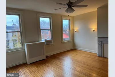 230 W Lafayette Avenue #3, Baltimore, MD 21217 - Photo 5
