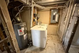 704 Dorchester Rd, Baltimore, MD 21229 - Photo 11