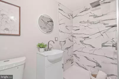 829 W Barre, Baltimore, MD 21230 - Photo 15