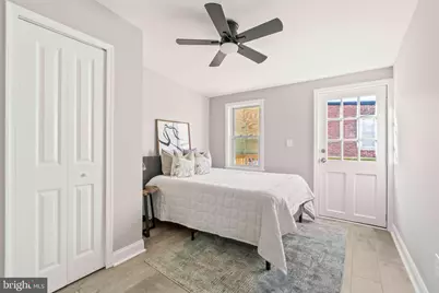 829 W Barre, Baltimore, MD 21230 - Photo 17