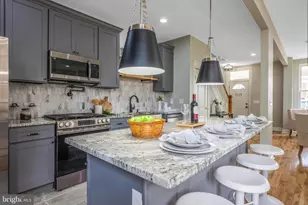 1621 E 32nd St, Baltimore, MD 21218 - Photo 3