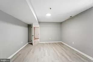 2100 Homewood Ave, Baltimore, MD 21218 - Photo 7