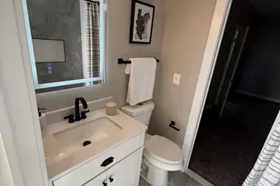 2906 Clifton Ave, Baltimore, MD 21216 - Photo 37