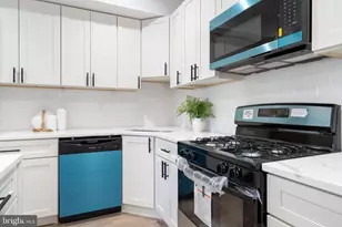 4011 Ridgewood Ave, Baltimore, MD 21215 - Photo 11