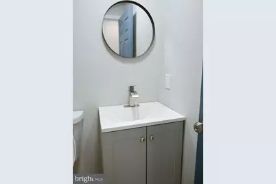 2214 E Fayette Street, Baltimore, MD 21231 - Photo 35