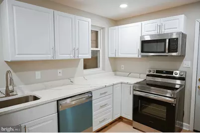 2214 E Fayette Street, Baltimore, MD 21231 - Photo 19