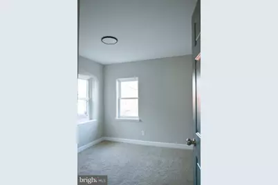 2214 E Fayette Street, Baltimore, MD 21231 - Photo 31