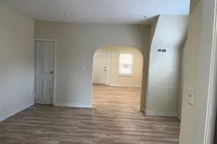 537 Wildwood Pkwy, Baltimore, MD 21229 - Photo 7