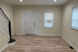 537 Wildwood Pkwy, Baltimore, MD 21229 - Photo 5