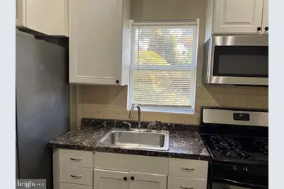 537 Wildwood Parkway, Baltimore, MD 21229 - Photo 15