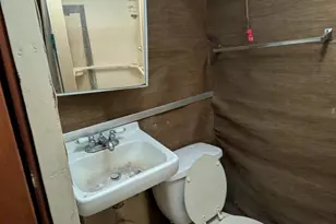 4302 Parkwood Ave, Baltimore, MD 21206 - Photo 15