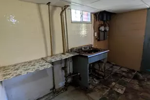 4302 Parkwood Ave, Baltimore, MD 21206 - Photo 17