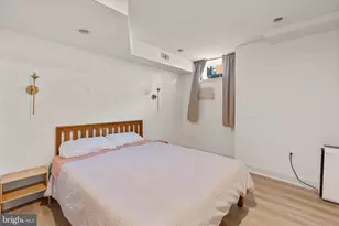 431 Robinson Street S, Baltimore, MD 21224 - Photo 17