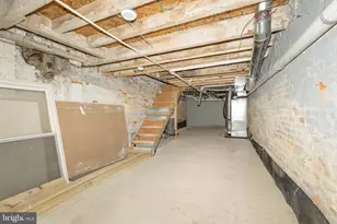 1319 Ensor St, Baltimore, MD 21202 - Photo 17