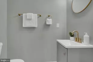 2543 Edmondson Ave, Baltimore, MD 21223 - Photo 17