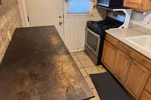 5911 Glenkirk Rd, Baltimore, MD 21239 - Photo 11