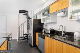 2312 Foster Ave, Baltimore, MD 21224 - Photo 15