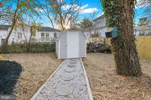 5900 Winthrope Ave, Baltimore, MD 21206 - Photo 35