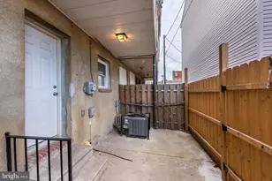 554 Gold St, Baltimore, MD 21217 - Photo 21
