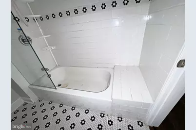 517 E 21st Street, Baltimore, MD 21218 - Photo 27